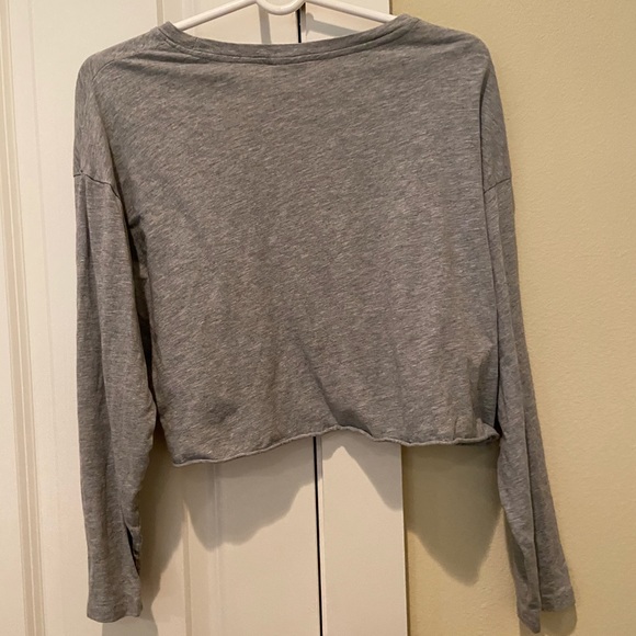 grey long sleeve lop WORN ONCE - Picture 3 of 3